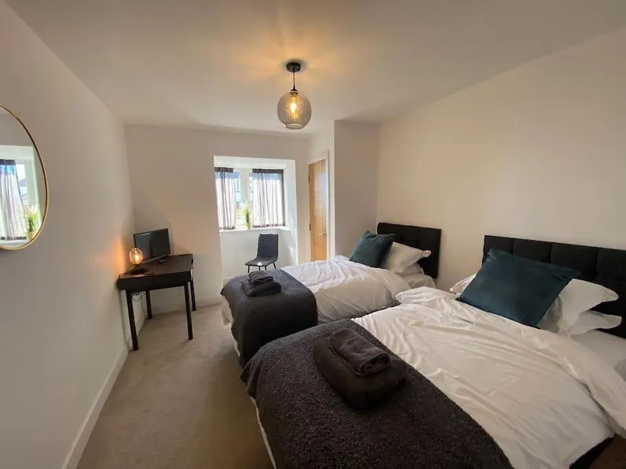 Holiday home Cliff Top Heights-Beach Front House Near Brighton