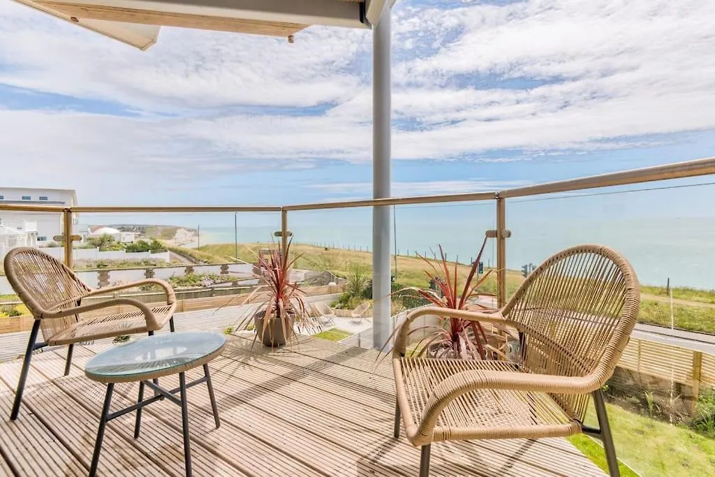 Cliff Top Heights-Beach Front House Near Brighton
