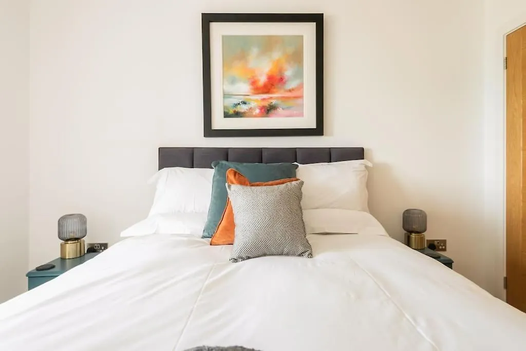 Cliff Top Heights-Beach Front House Near Brighton United Kingdom