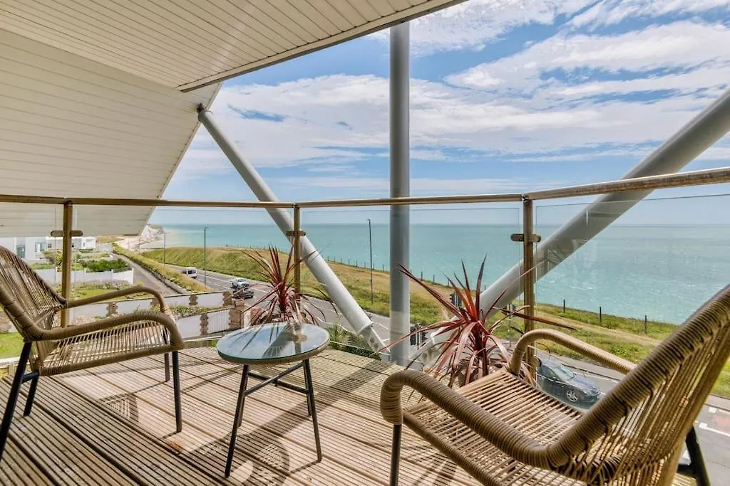 Cliff Top Heights-Beach Front House Near Brighton 0*,  United Kingdom